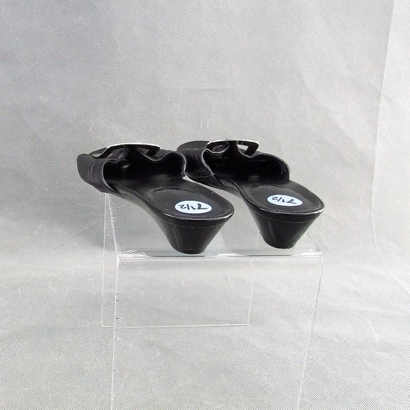 NWOT Andrew Geller Black Leather Slip-On Sandals Wedges 7.5 M - Picture 4 of 6